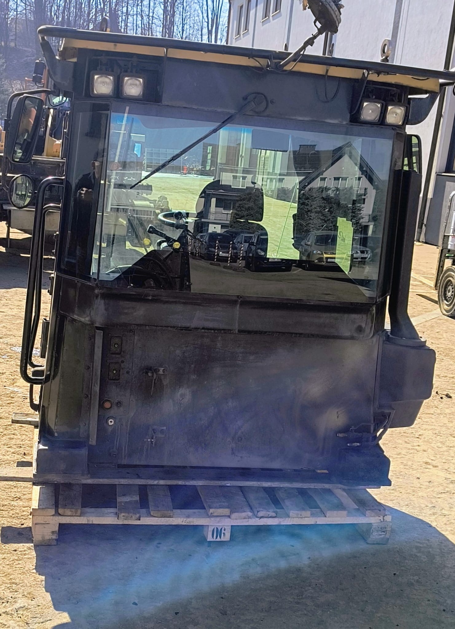 Kabina zdemontowana z ładowarki CAT 950K