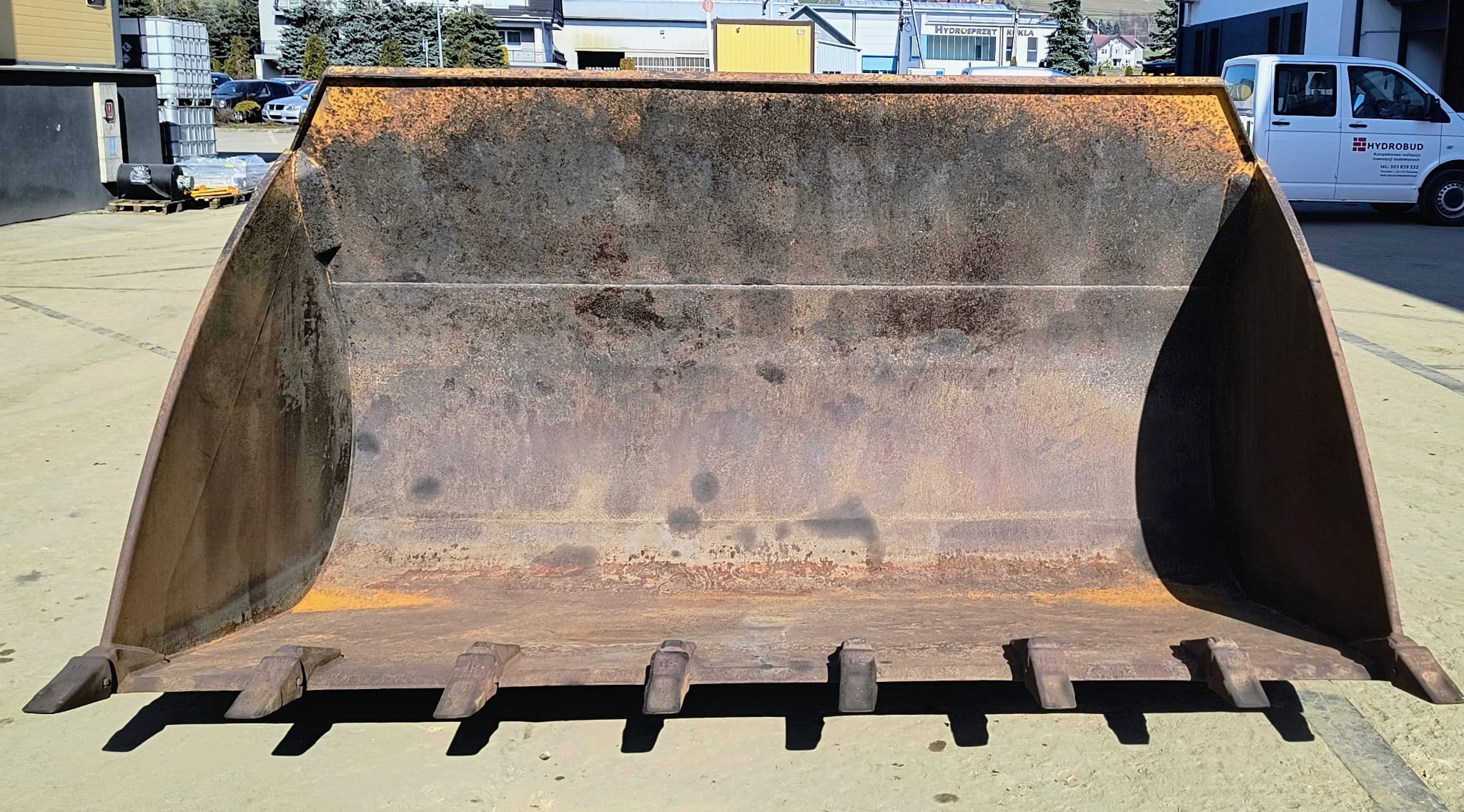 Łyżka zdemontowana z ładowarki CAT 950K