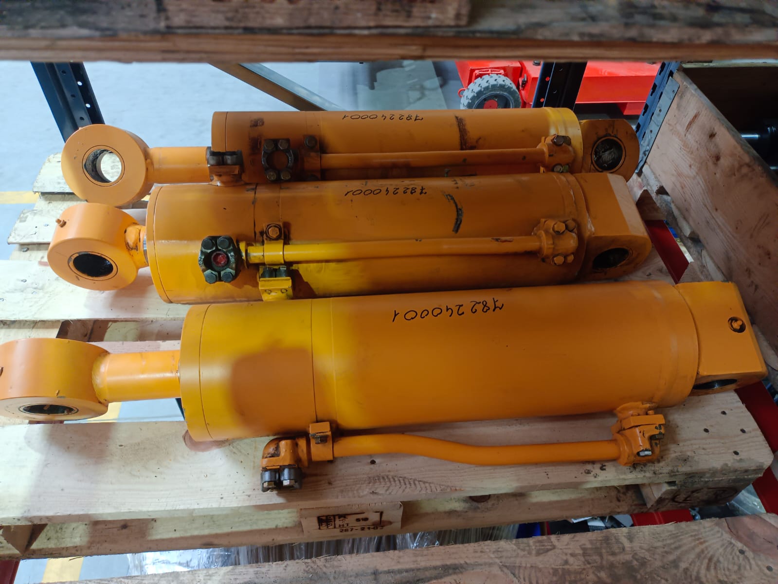 Siłownik zrywaka do spycharek TD-15M EXT, TD-15M, TD-15R